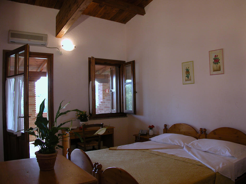 Agriturismo Sa Tiria Teulada Phòng bức ảnh